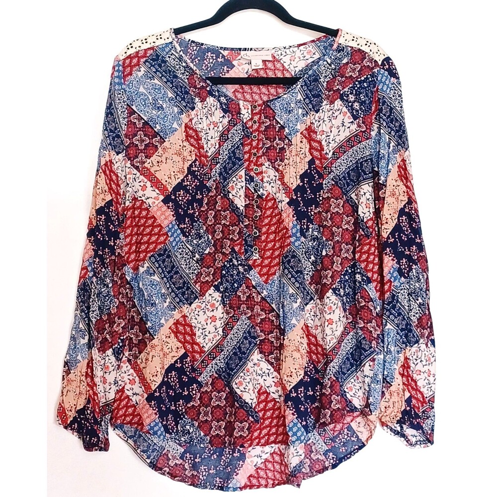 CB Established 1962 Women's Large Henley Shirt Rayon Blue Red Patchwork Floral
